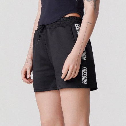 Freedom Tape Logo 短褲｜黑色